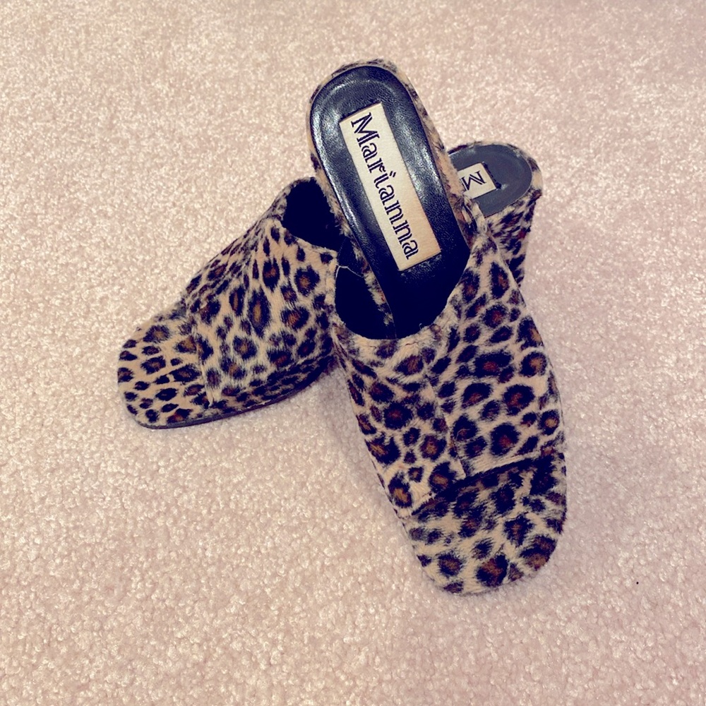 Y2K VINTAGE Furry Leopard Chunky Heels